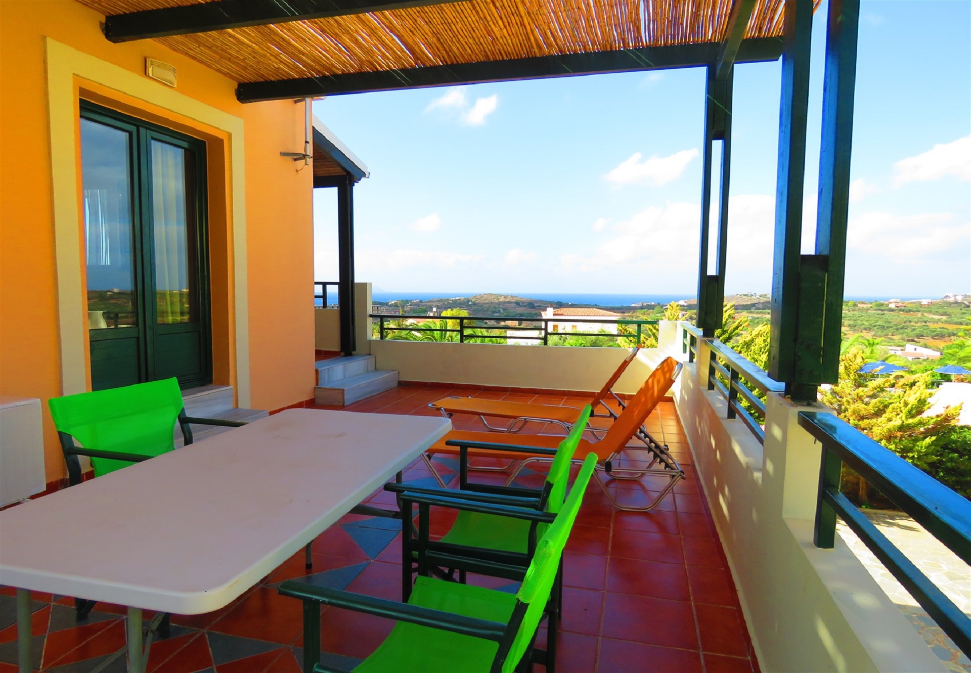 Aloni Suites